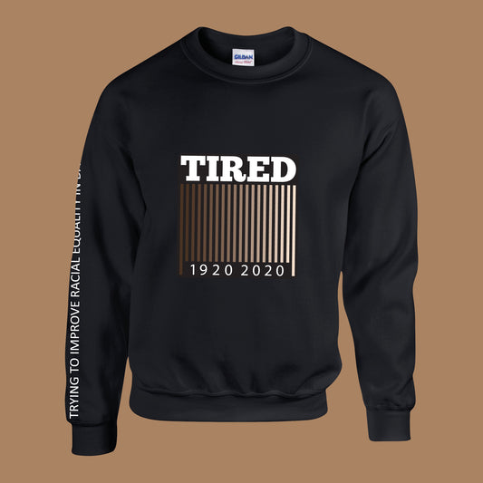 Working hard or hardly working? Either way, you’ll want to wrap up in the plush, cosy comfort of this crewneck sweatshirt. The pre-shrunk cotton/polyester blend fabric stays comfortable, with less pilling. And it’s machine washable, so caring for it feels as laid-back as wearing it.